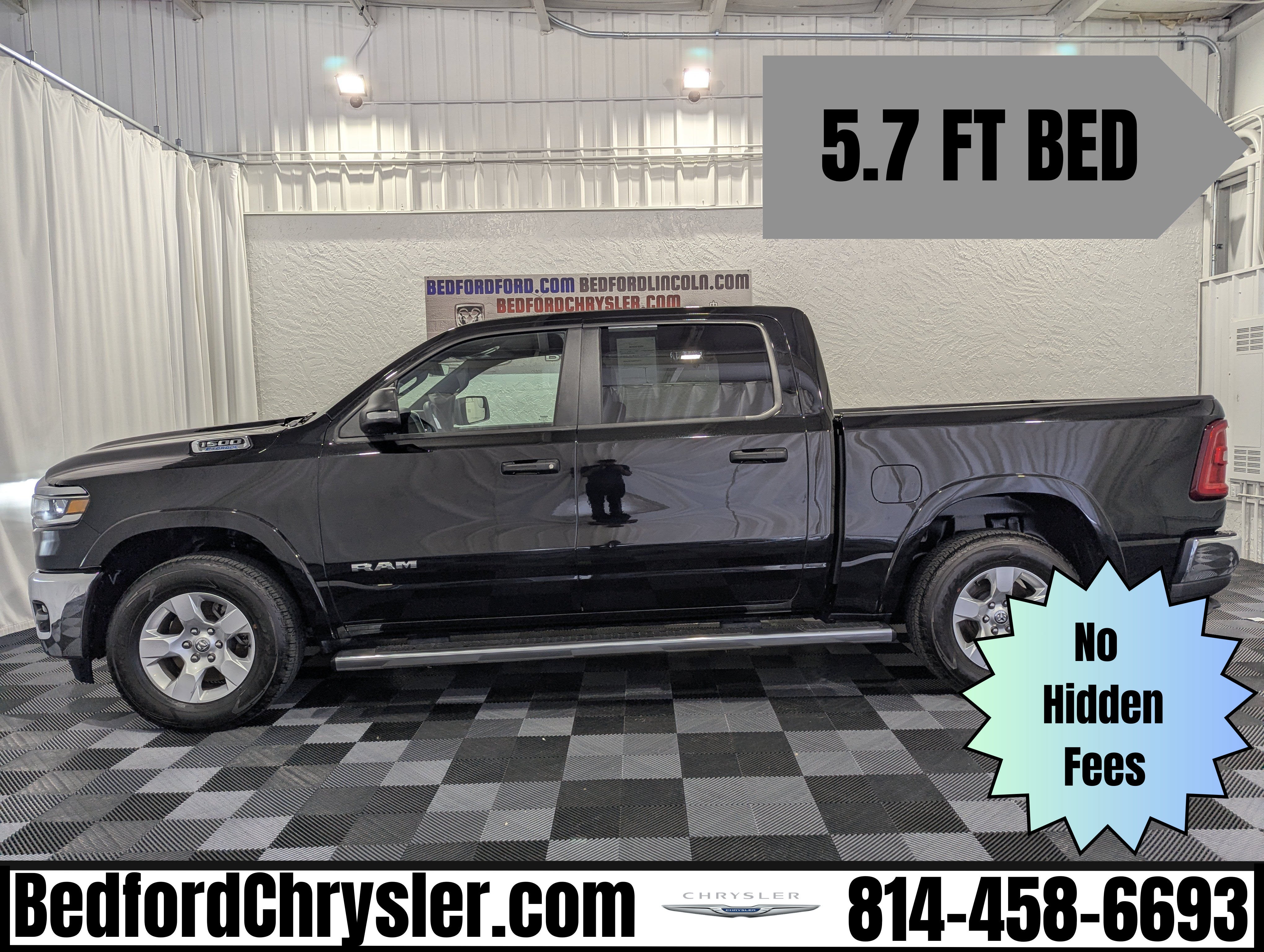 2025 RAM 1500 Big Horn Crew Cab 4x4 5'7' Box in Diamond Black Crystal Pearlcoat — front three-quarter view