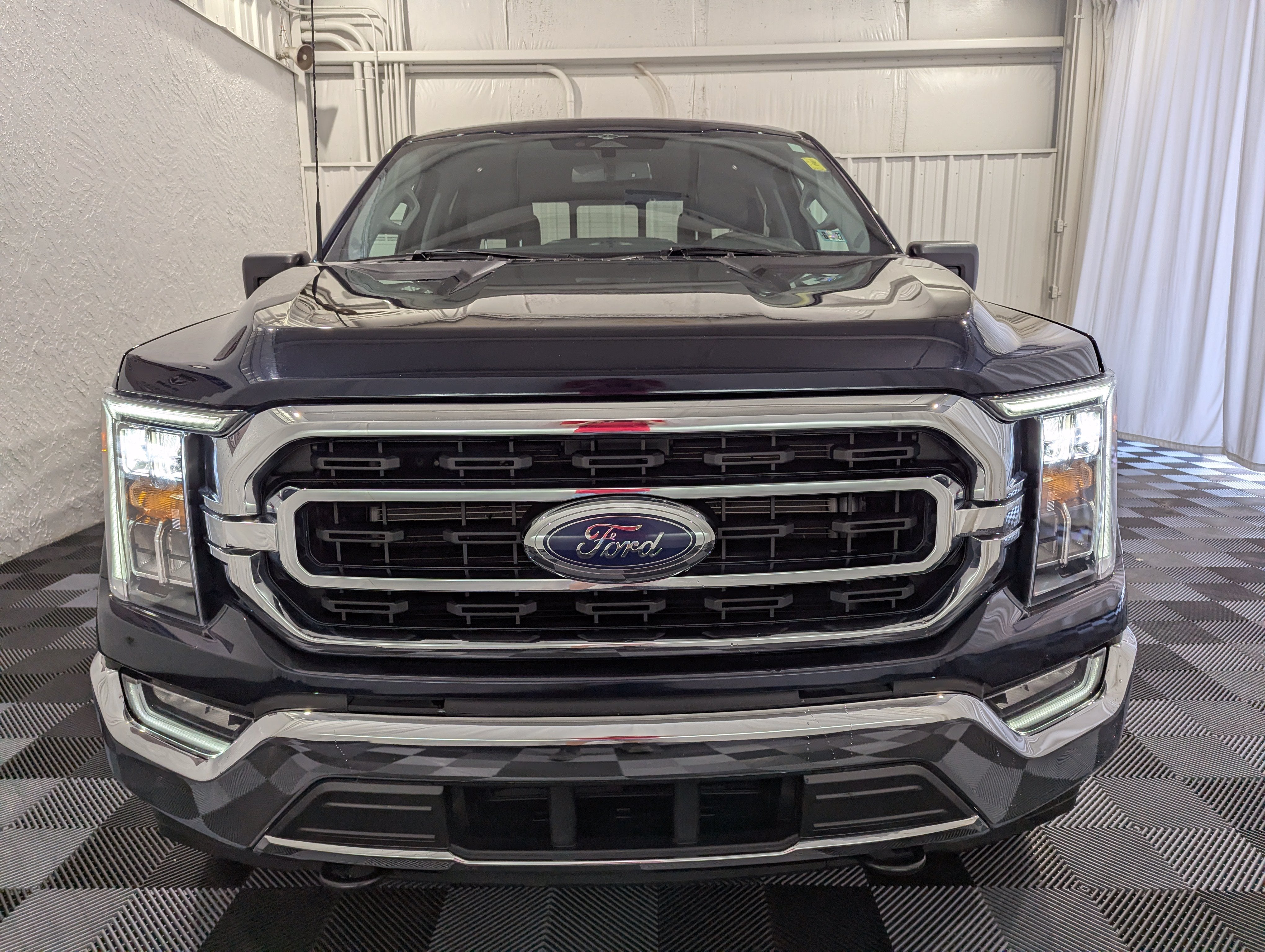 2023 Ford F-150 — interior view